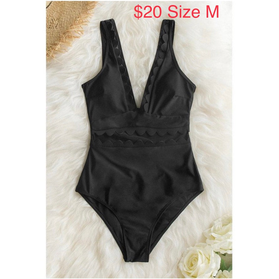 Women's Solid Black V Neck One Piece Swimsuit - Cupshe M